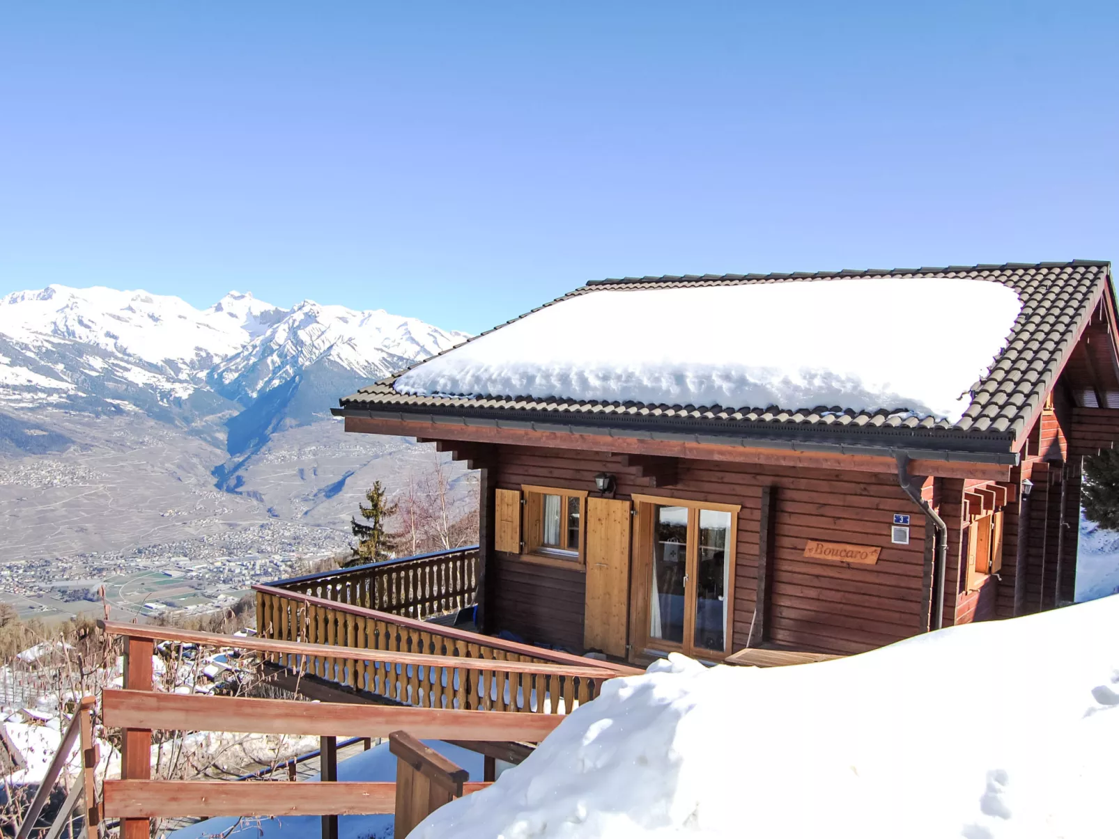 Chalet Boucaro-Outside