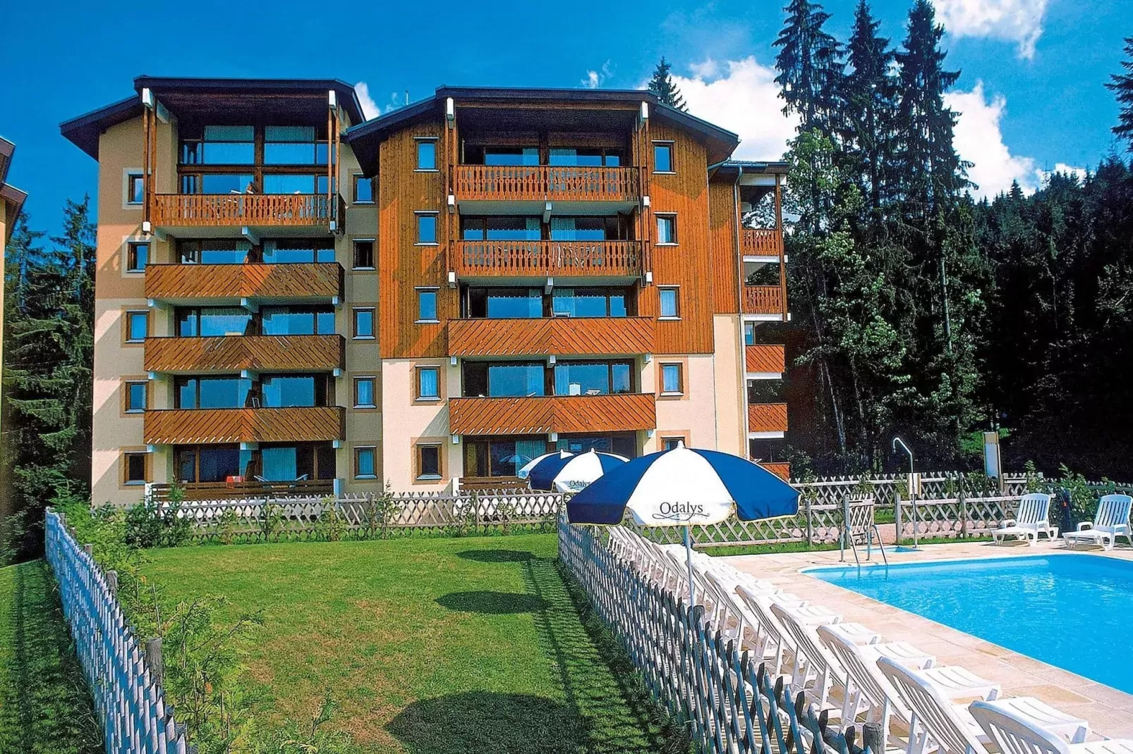 poolofhouse
