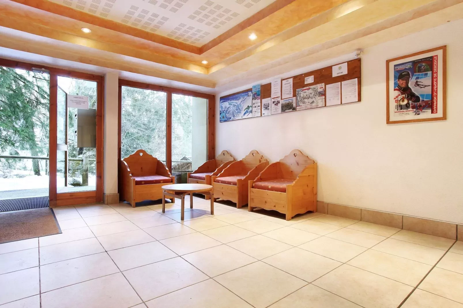 Résidence Le Buet 2-Living room