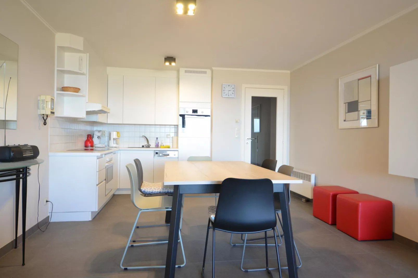 PLAZA G/2634-Dining room