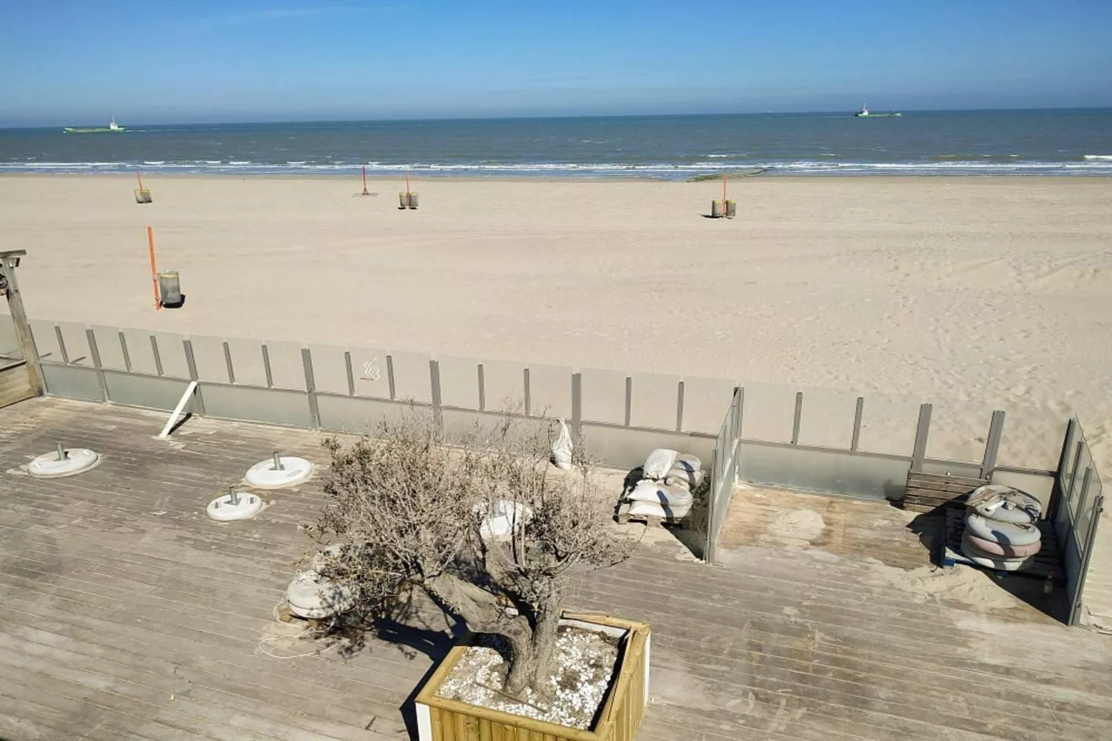 PLAZA G/2634-Areas summer 20km