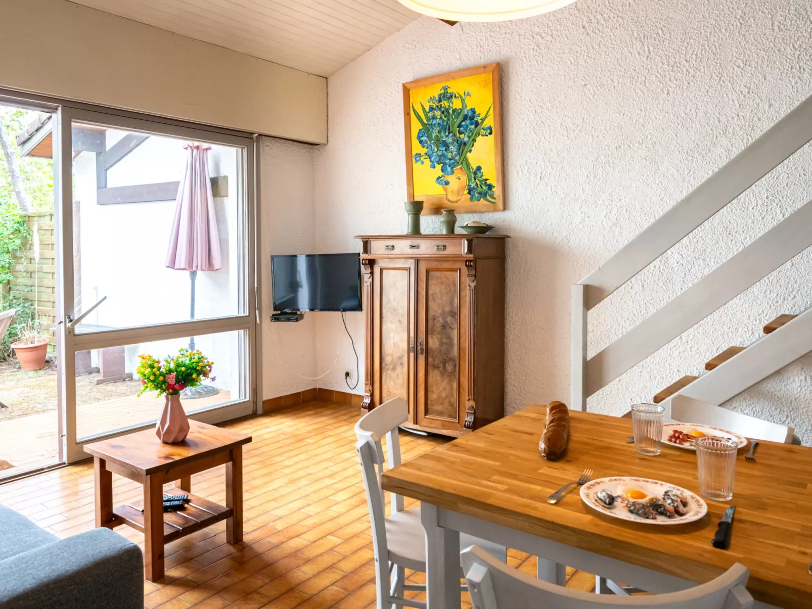 Hameau du courant-Inside