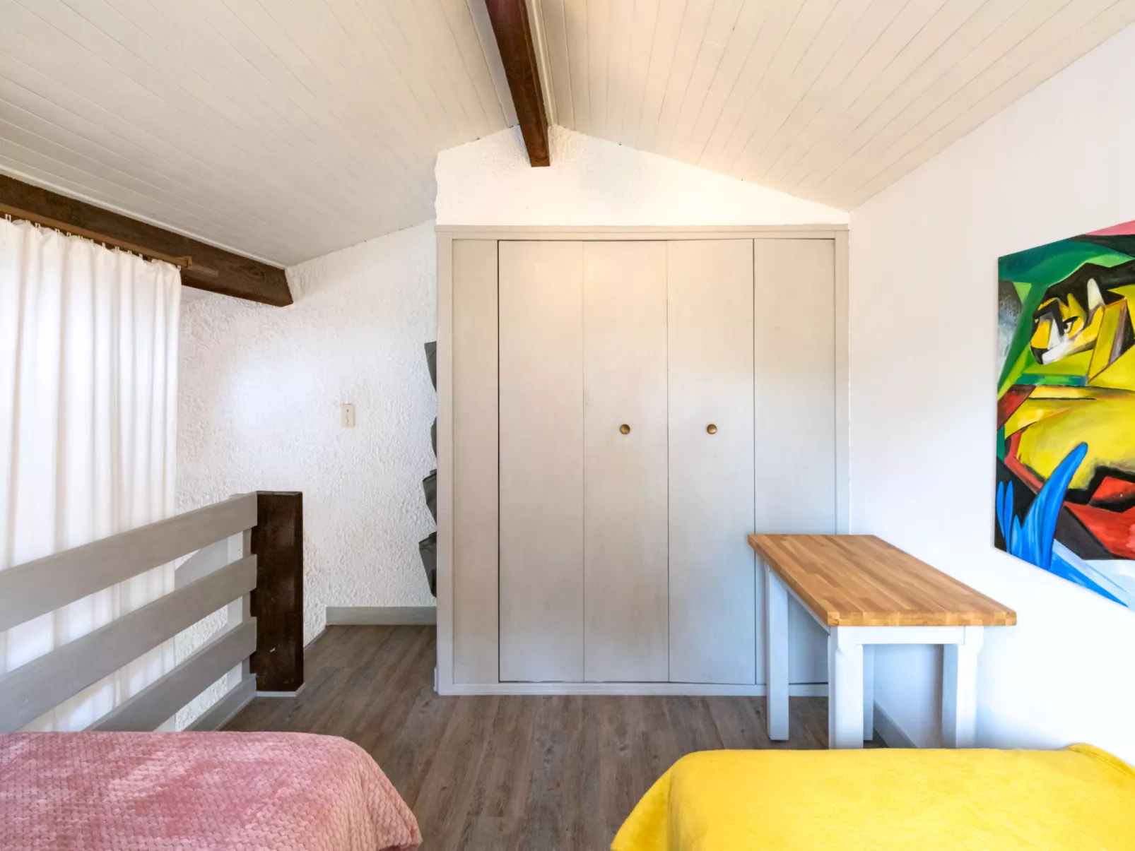 Hameau du courant-Inside