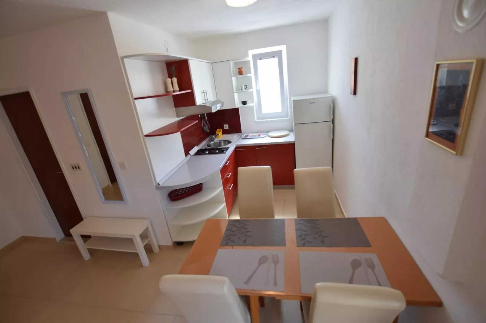 Snjeska 1 - prizemlje-Dining room