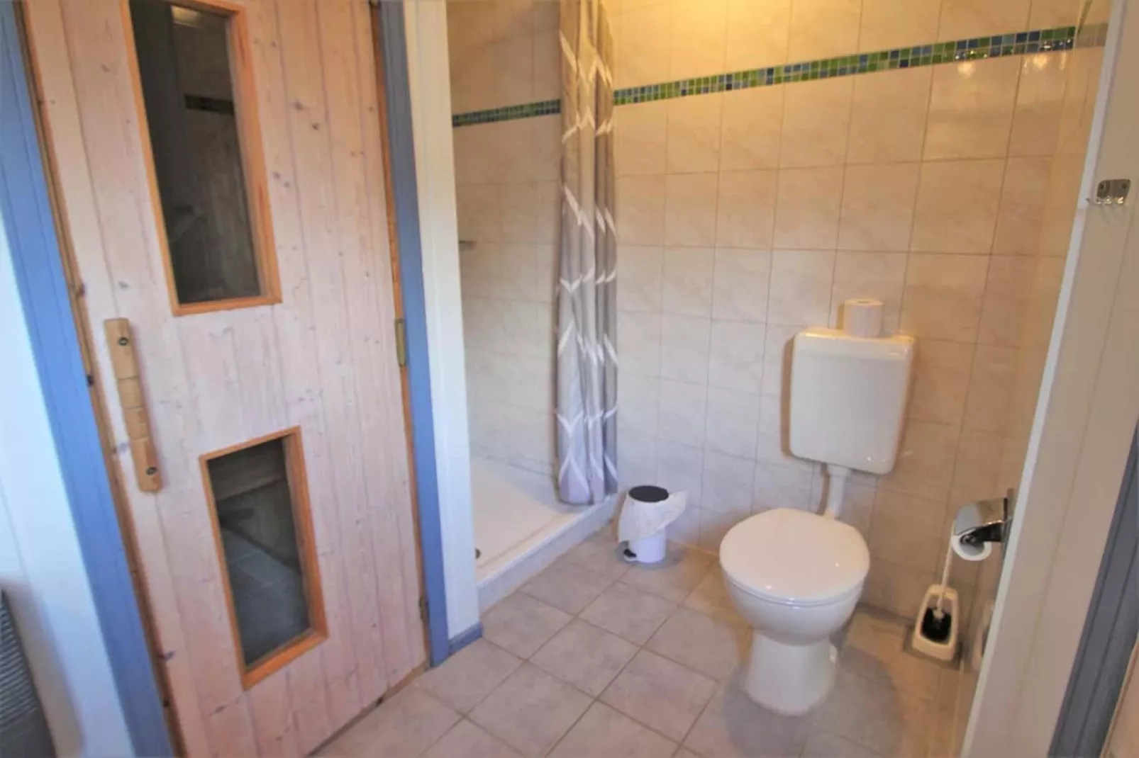 FH Wildgans Comfort Nr52-Bathroom