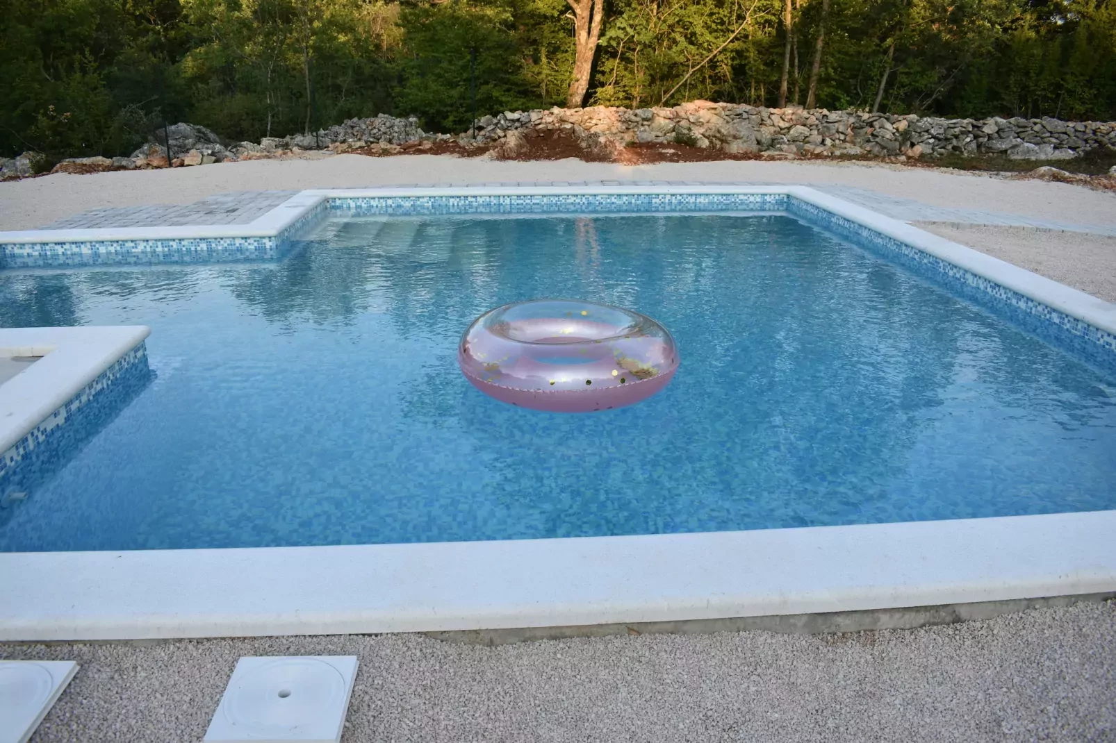Ante-Piscine