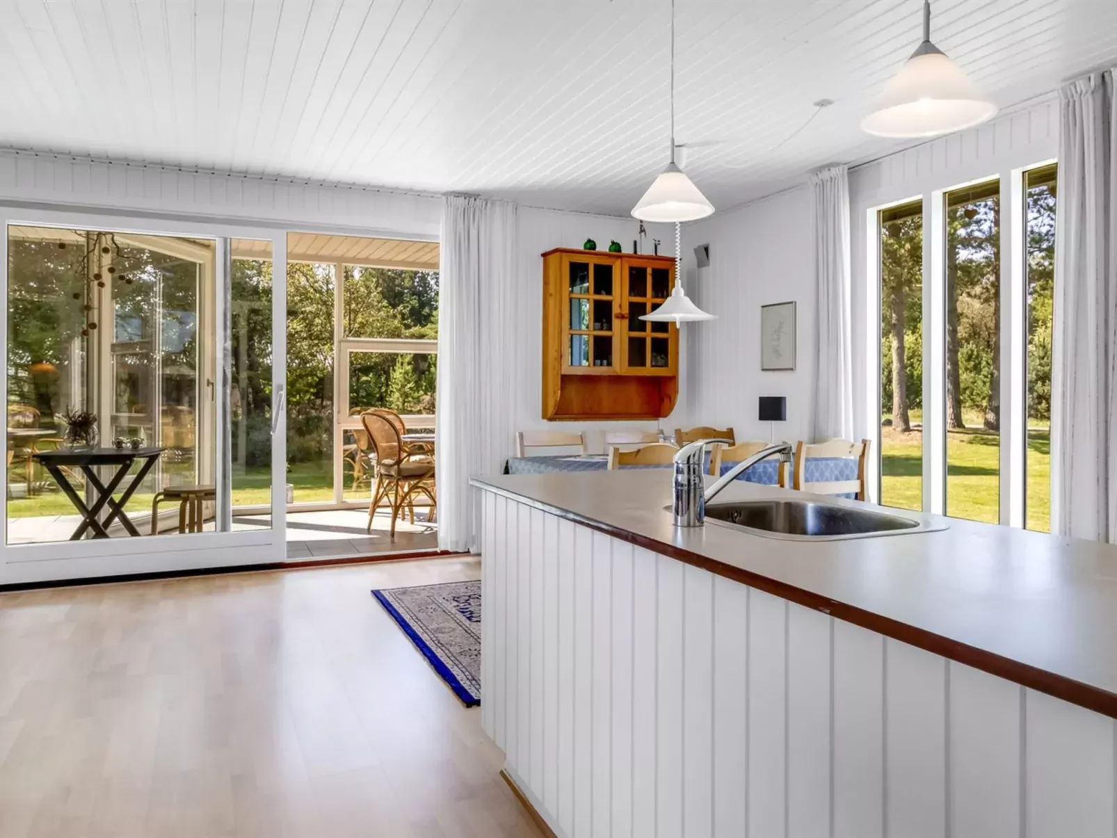 "Fiallar" - 3.2km from the sea-Inside