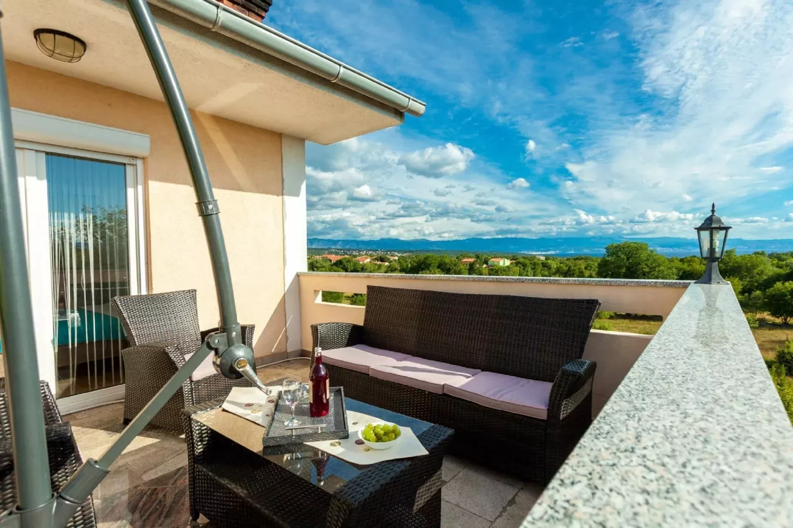 Apartment Dani 2-Terrassenbalkon