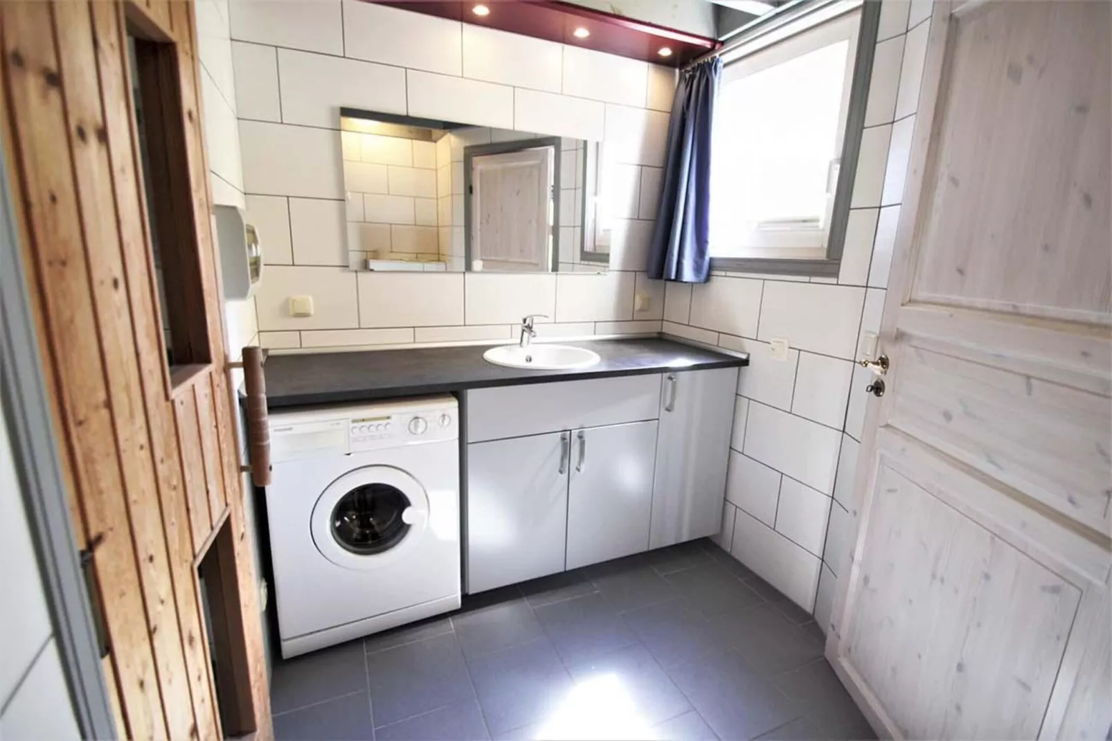 FH Wildgans Comfort Nr56-Bathroom