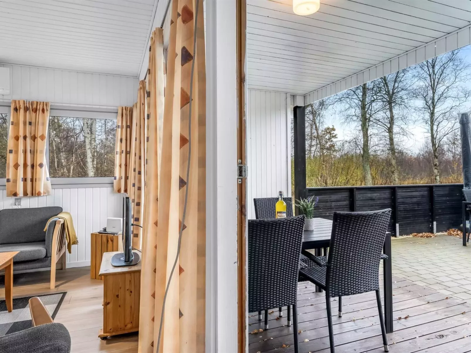 "Lonneke" - 800m from the sea-Drinnen