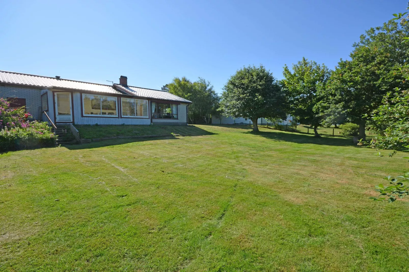 6 person holiday home in Skummeslövsstrand