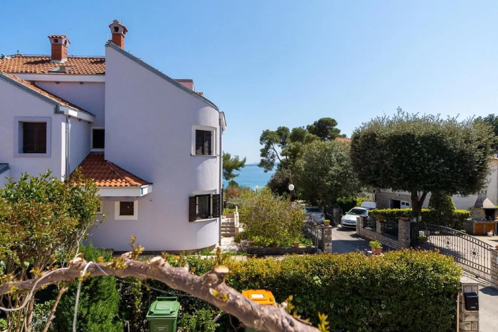 Apartment Nada-Exterior summer