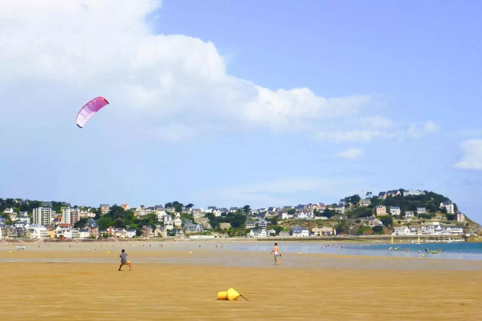Nice holiday home near the beach Pléneuf Val André-Aussicht Sommer