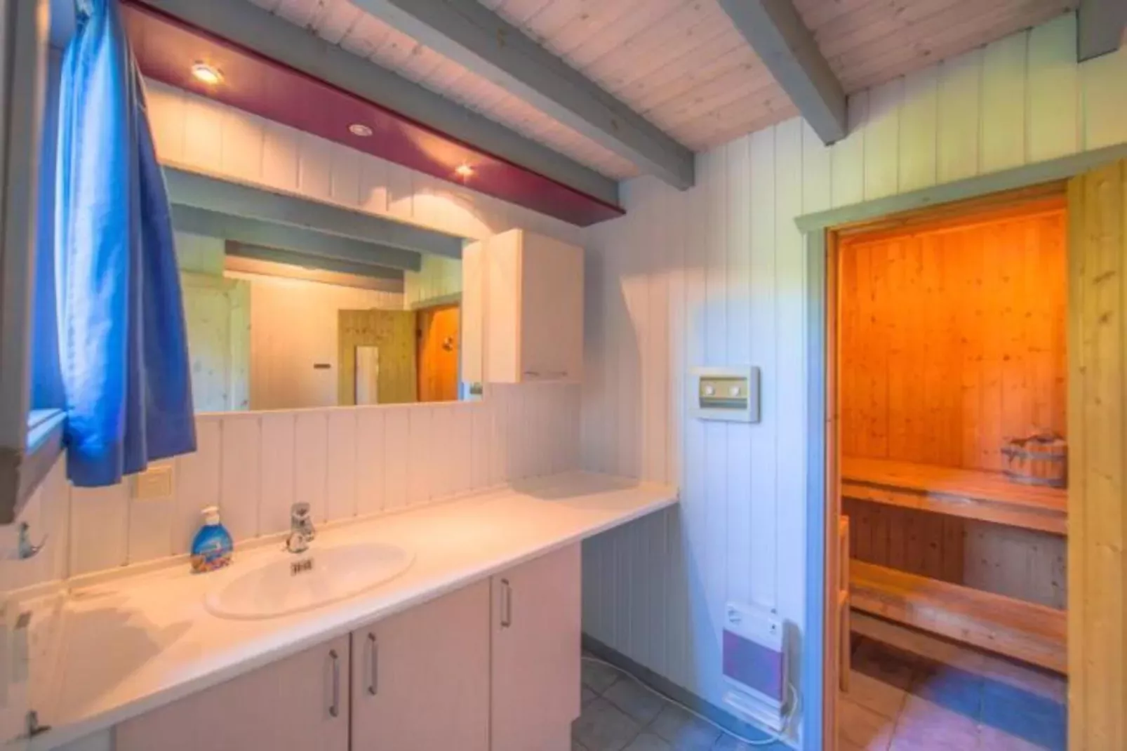 FH Wildgans Comfort mit Sauna & Kaminofen 81 qm 120-Bathroom