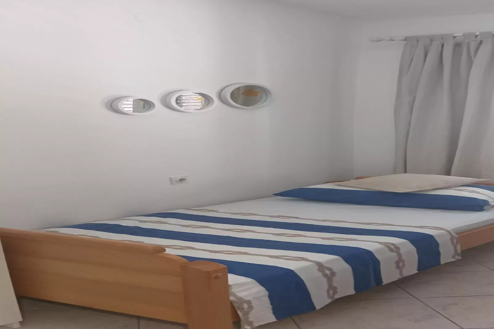 Apartment Kala-Bedroom