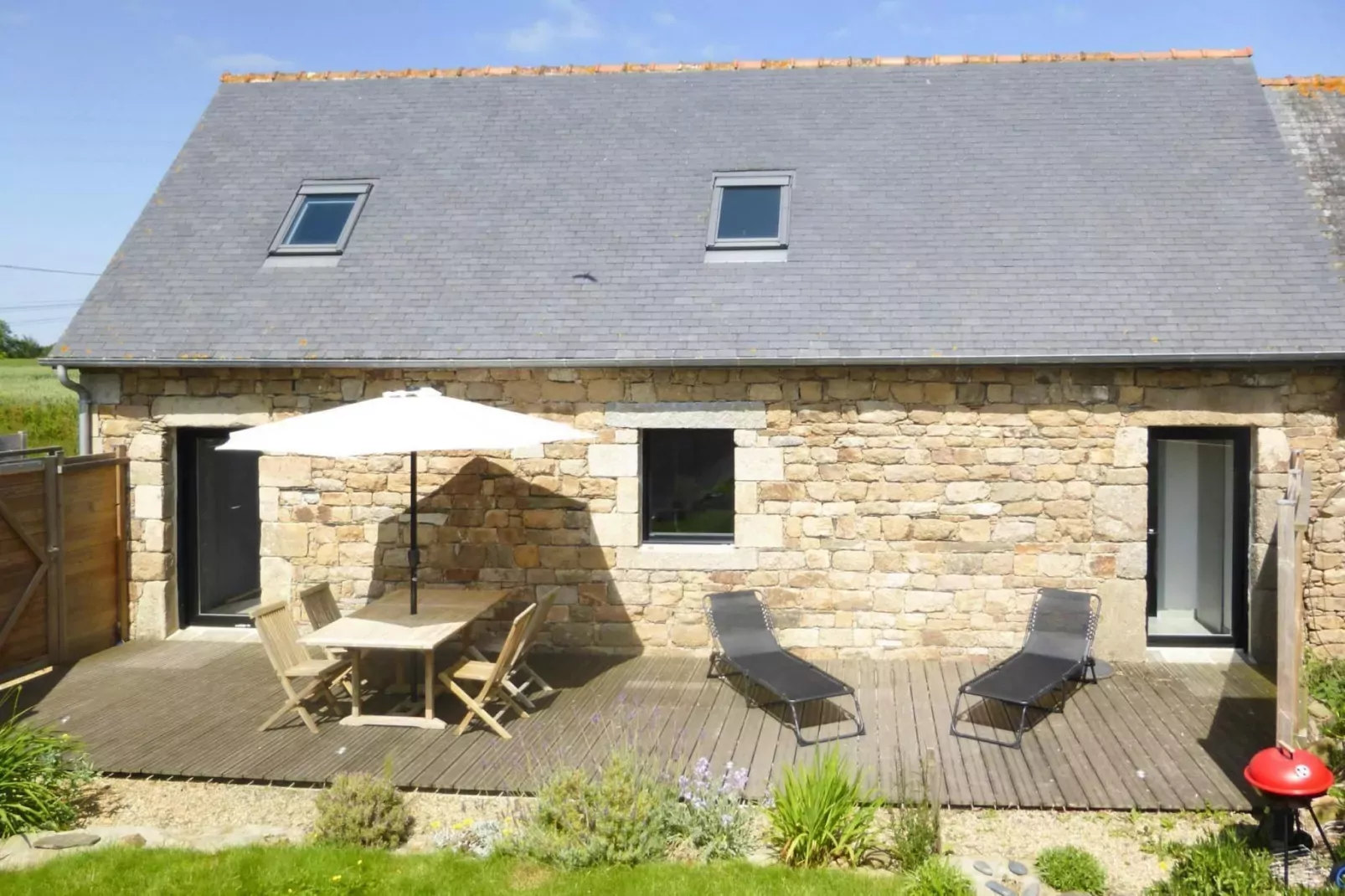 Maison de vacances Ploumilliau-Exterior summer