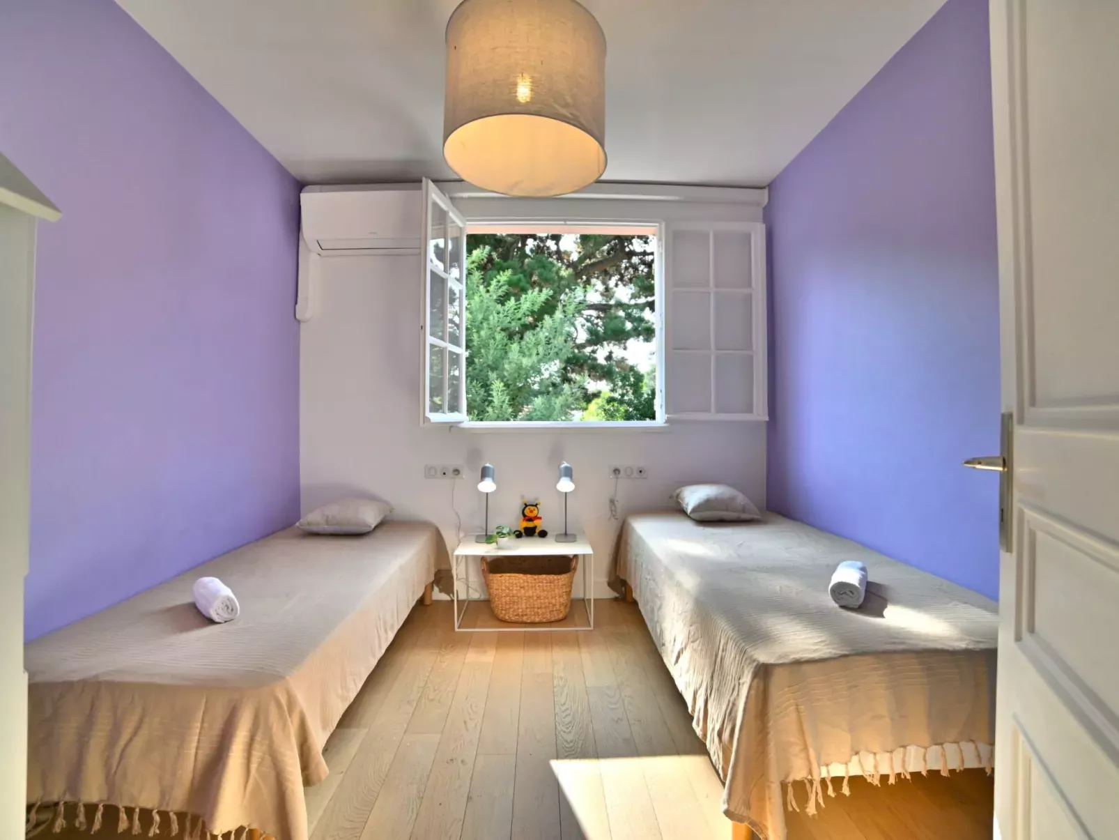 La Villa Rose-Inside