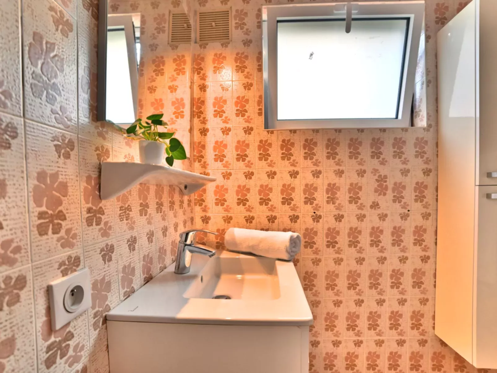 La Villa Rose-Inside