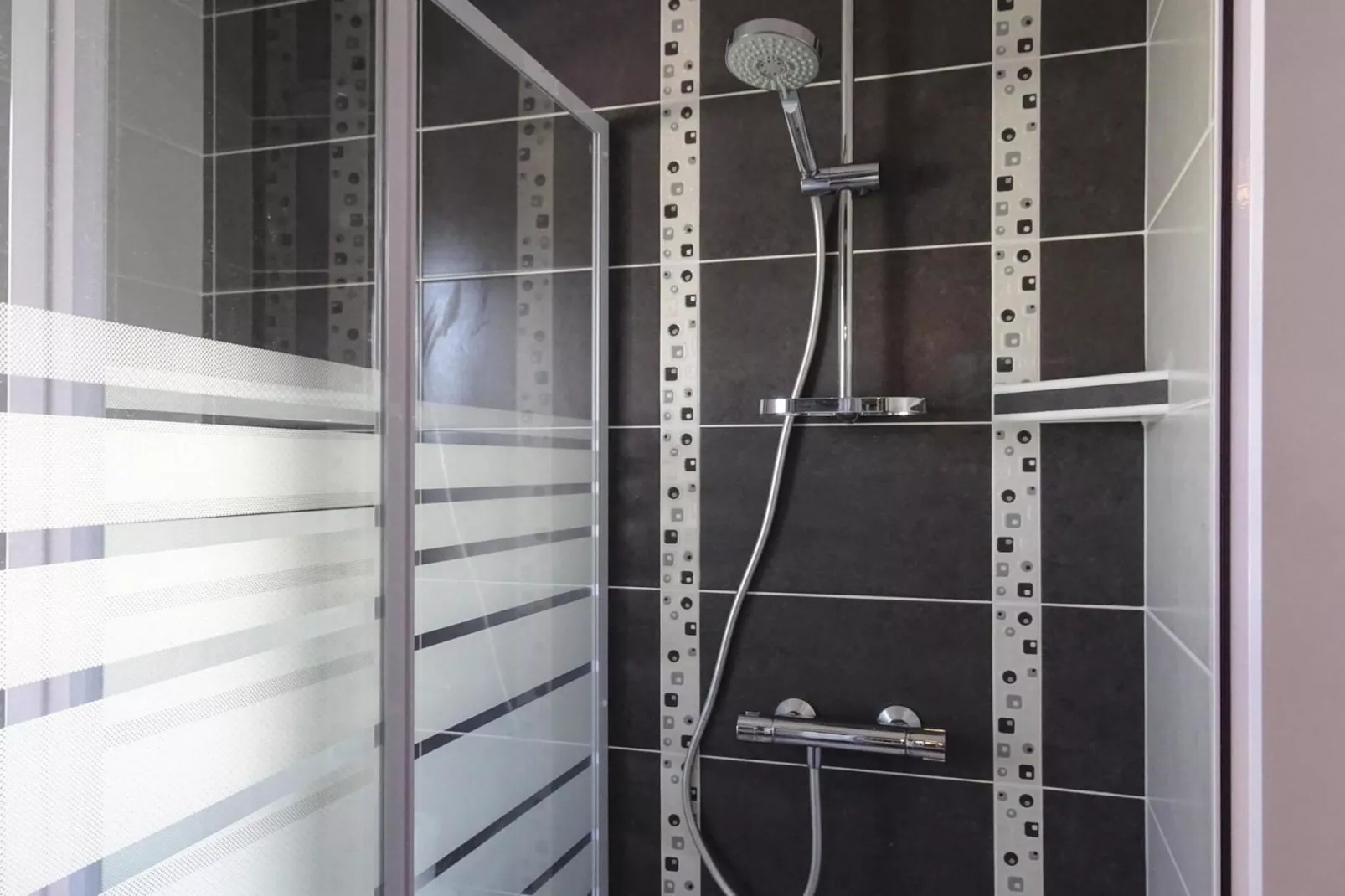 Semi-detached houses, St. Quay-Portrieux-3 chambres + 1 sdb-Bathroom