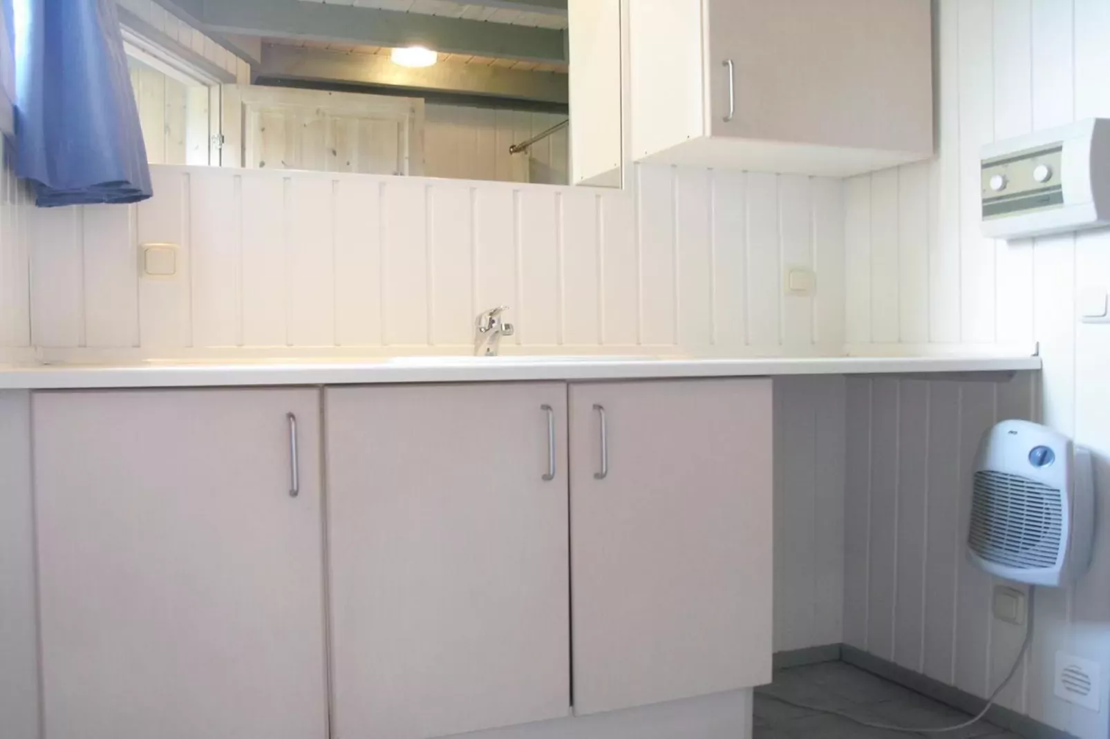 FH Wildgans Comfort mit Sauna & Kaminofen 81 qm 131-Kitchen