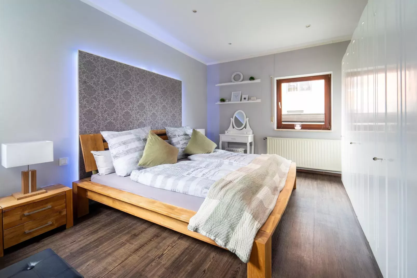Moderne Ferienwohnung mit Pool im Harz-Schlafzimmer