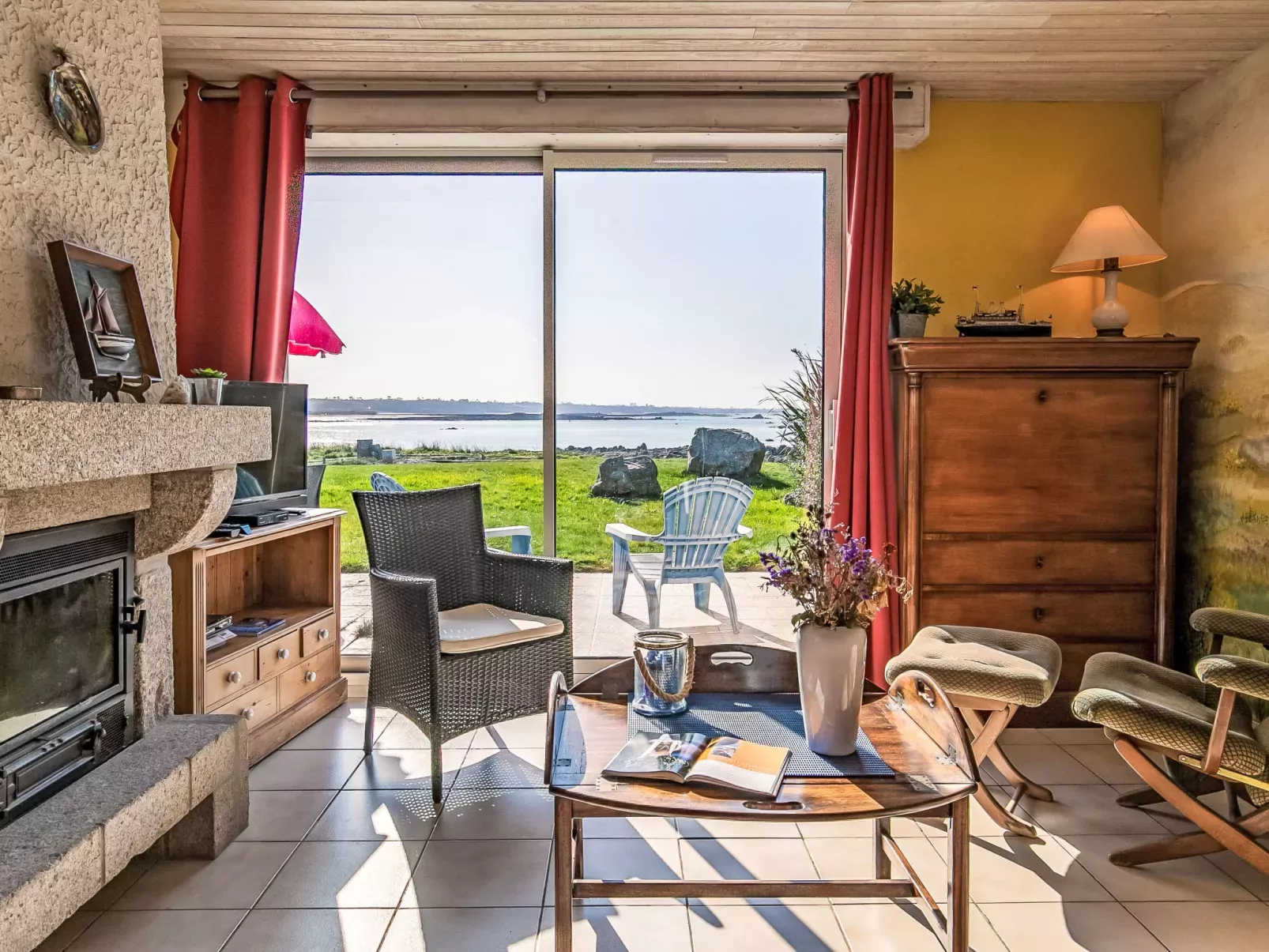Le Fanal-Drinnen