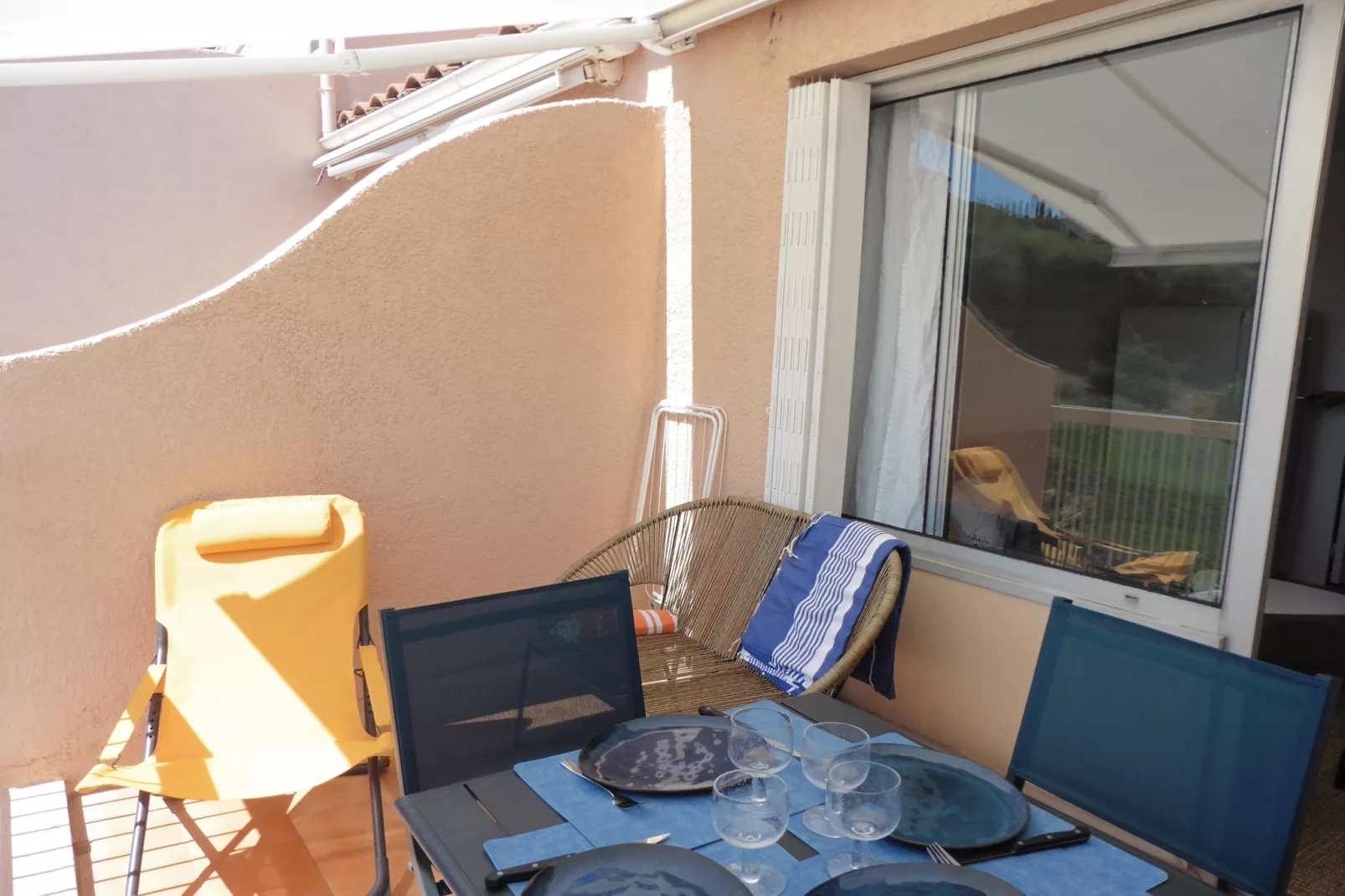 Studio in Sainte-Maxime-Dining room