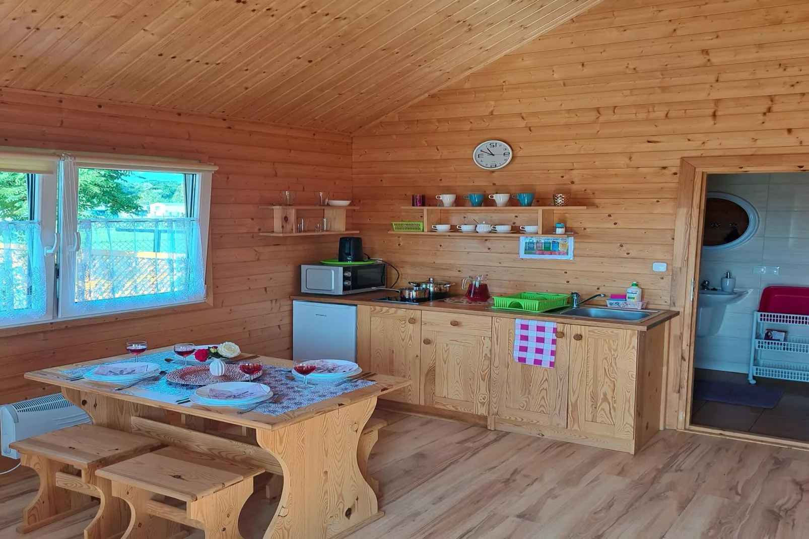 Domki wakacyjne dla 4 osób Ustronie Morskie-Dining room
