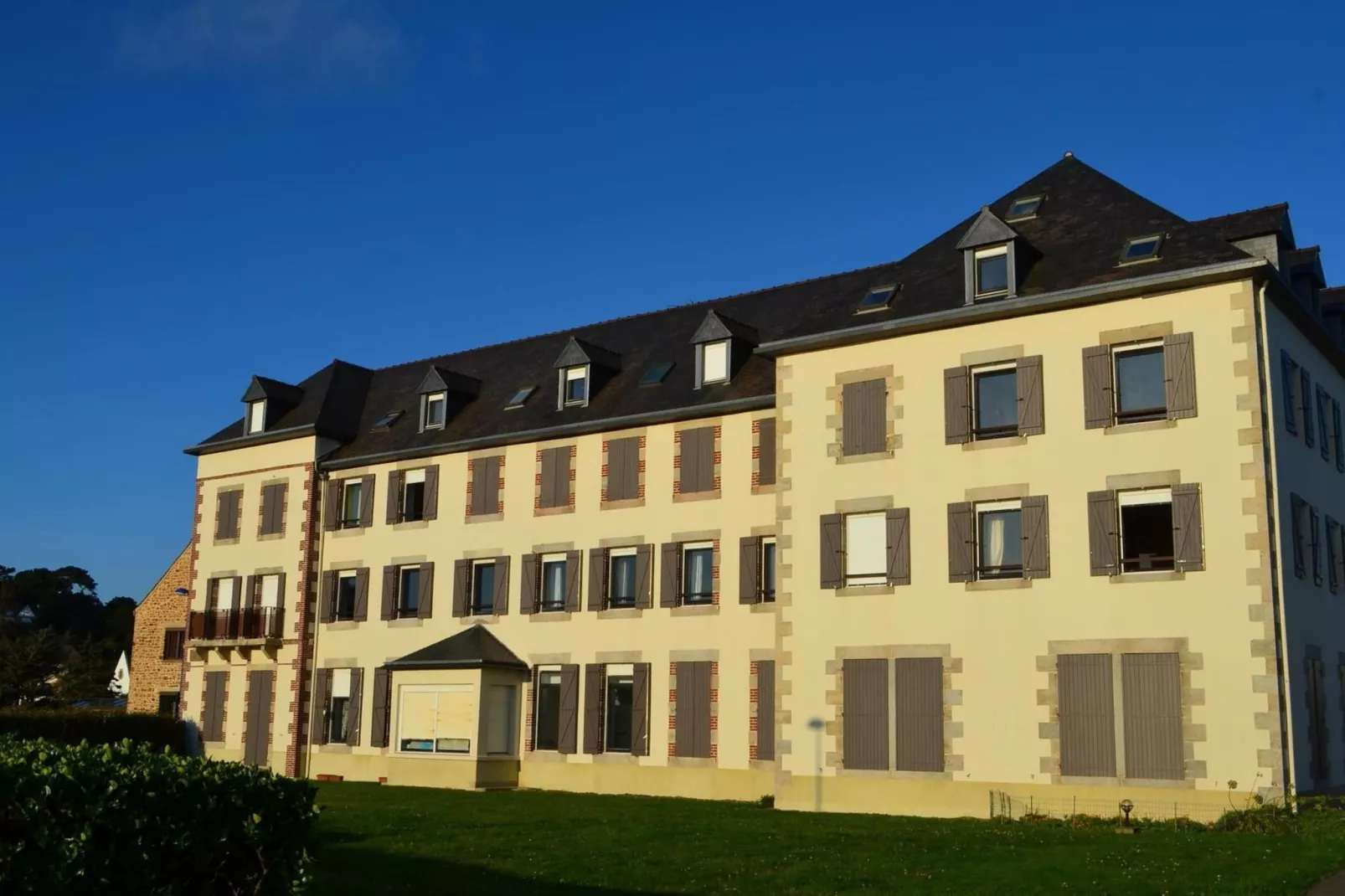 Studio apartment Plougasnou-Exterior summer