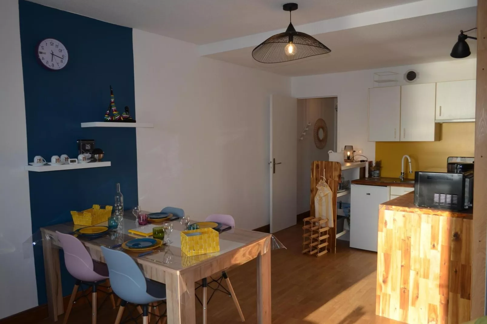 Studio apartment Plougasnou-Living room