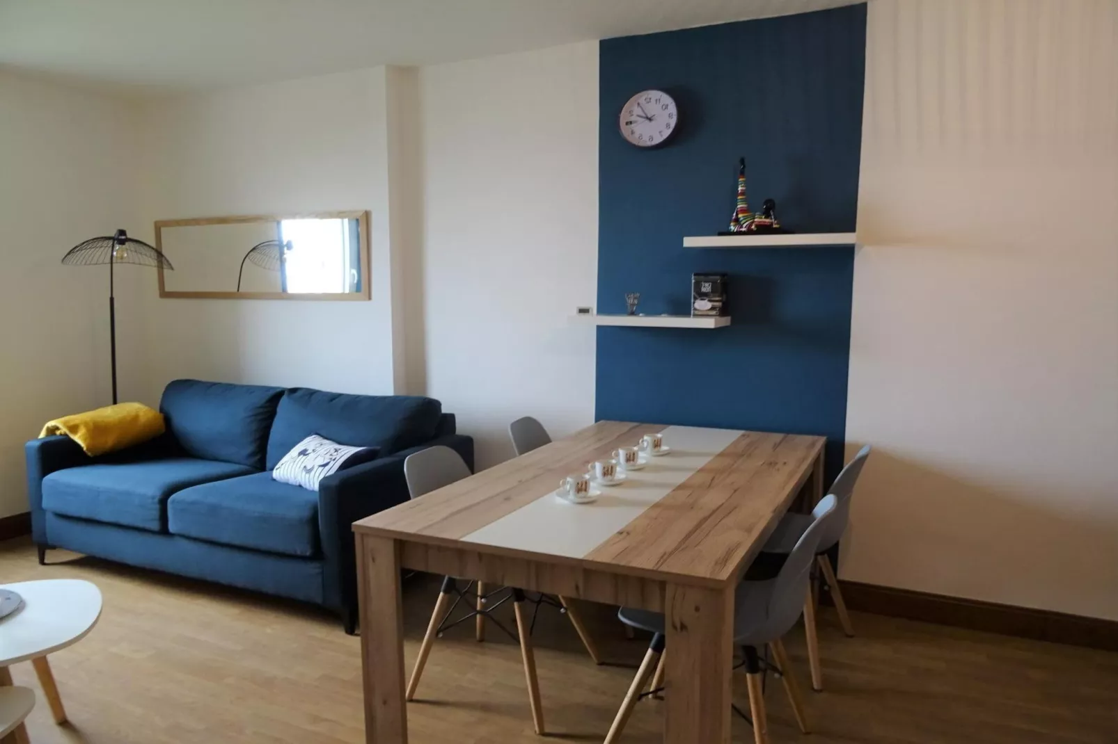 Studio apartment Plougasnou-Dining room