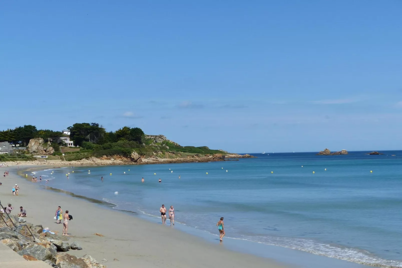 Studio apartment Plougasnou-Areas summer 1km