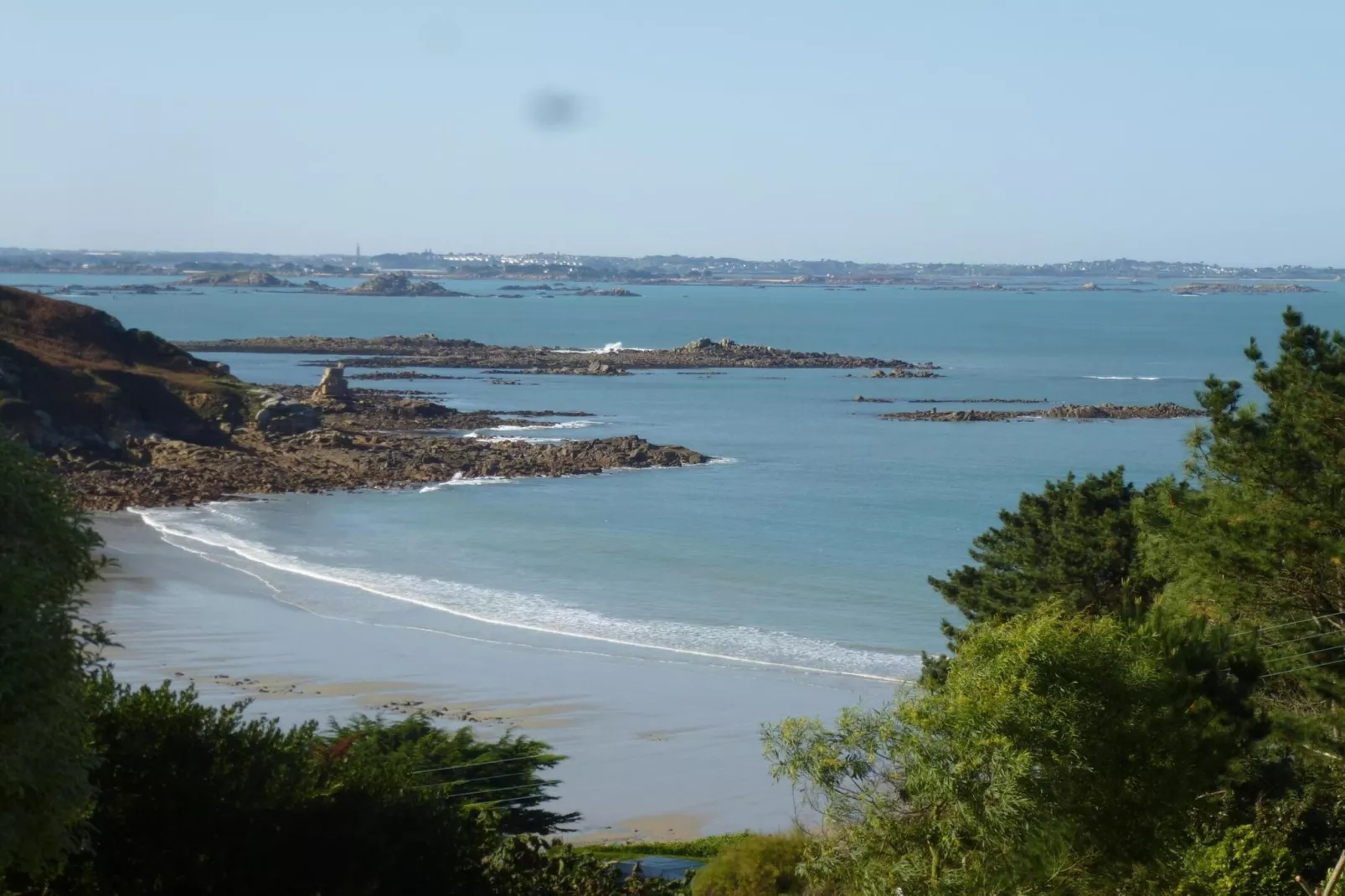 Studio apartment Plougasnou-Areas summer 5km