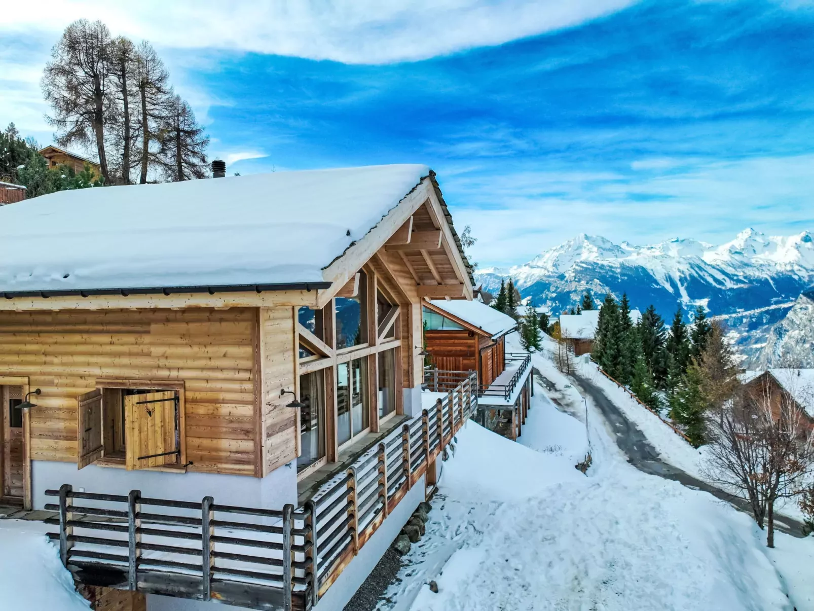 Chalet Jadi-Draußen