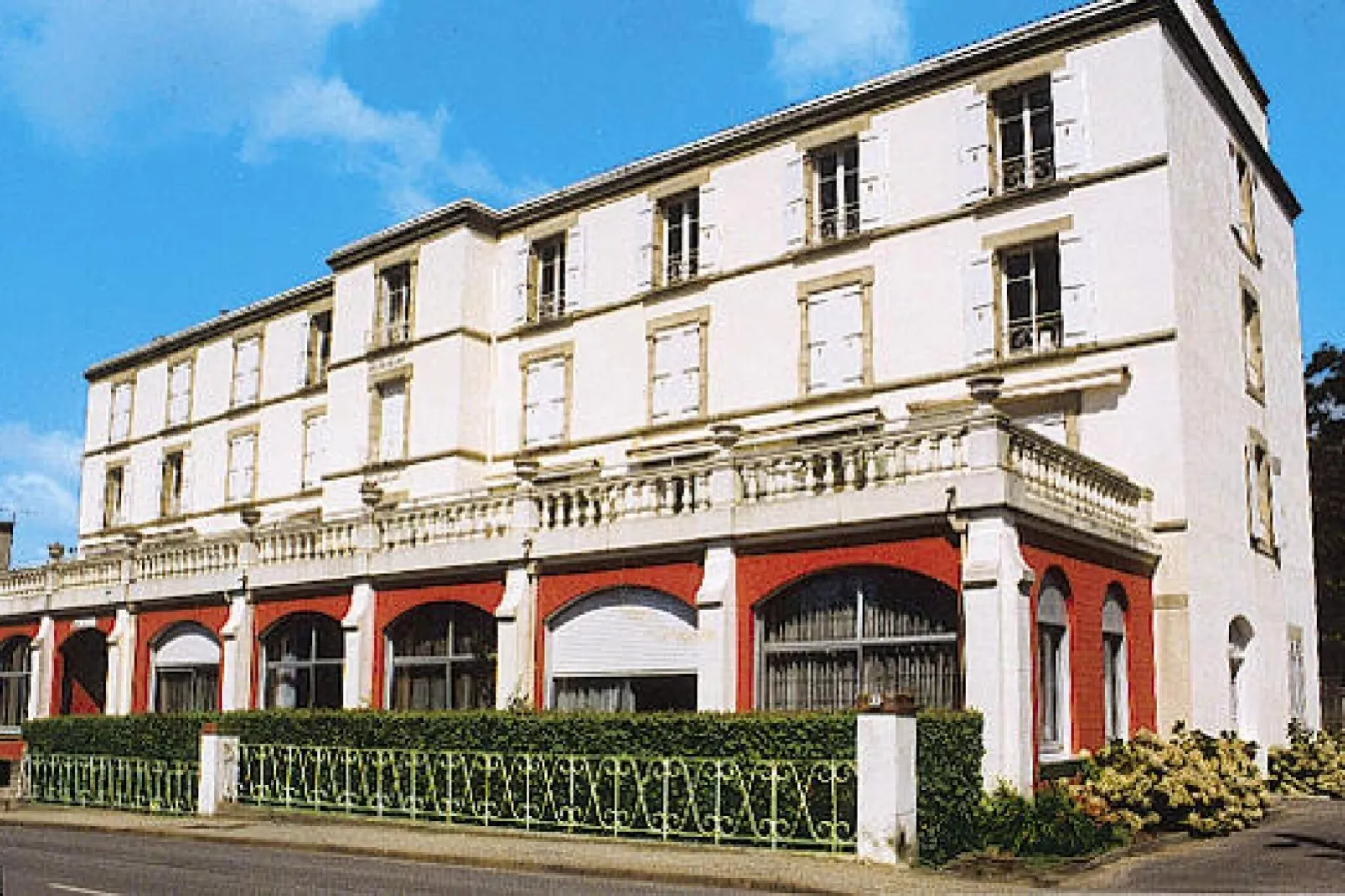 Appartement Beg Meil-Exterior summer