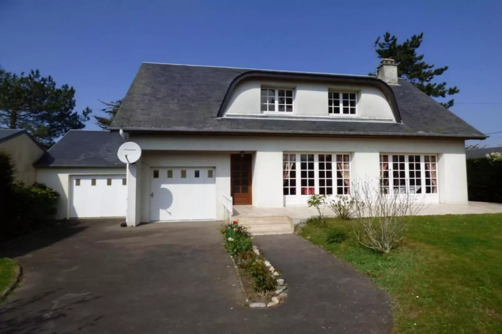 Holiday home Plouhinec-Areas within 1km in summer