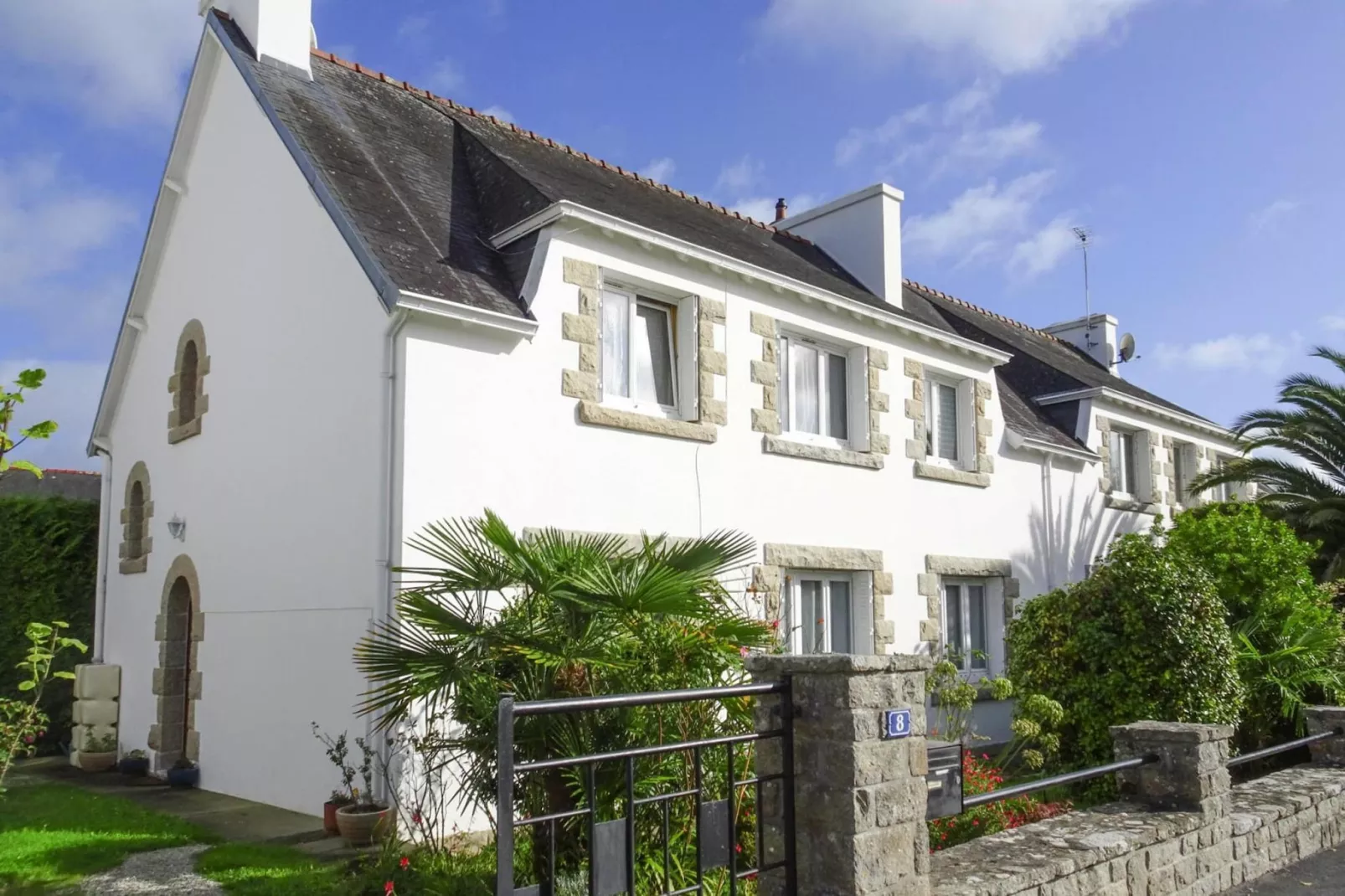 Holiday flat Bénodet-Exterior summer