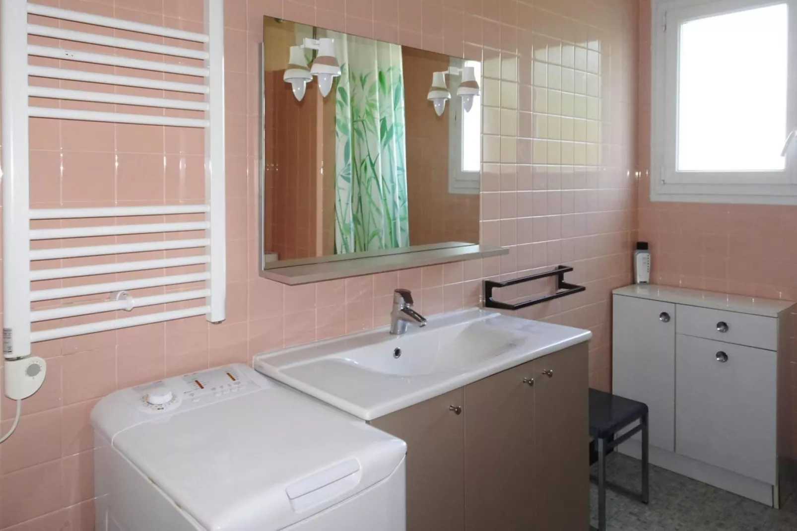 Holiday flat Bénodet-Bathroom
