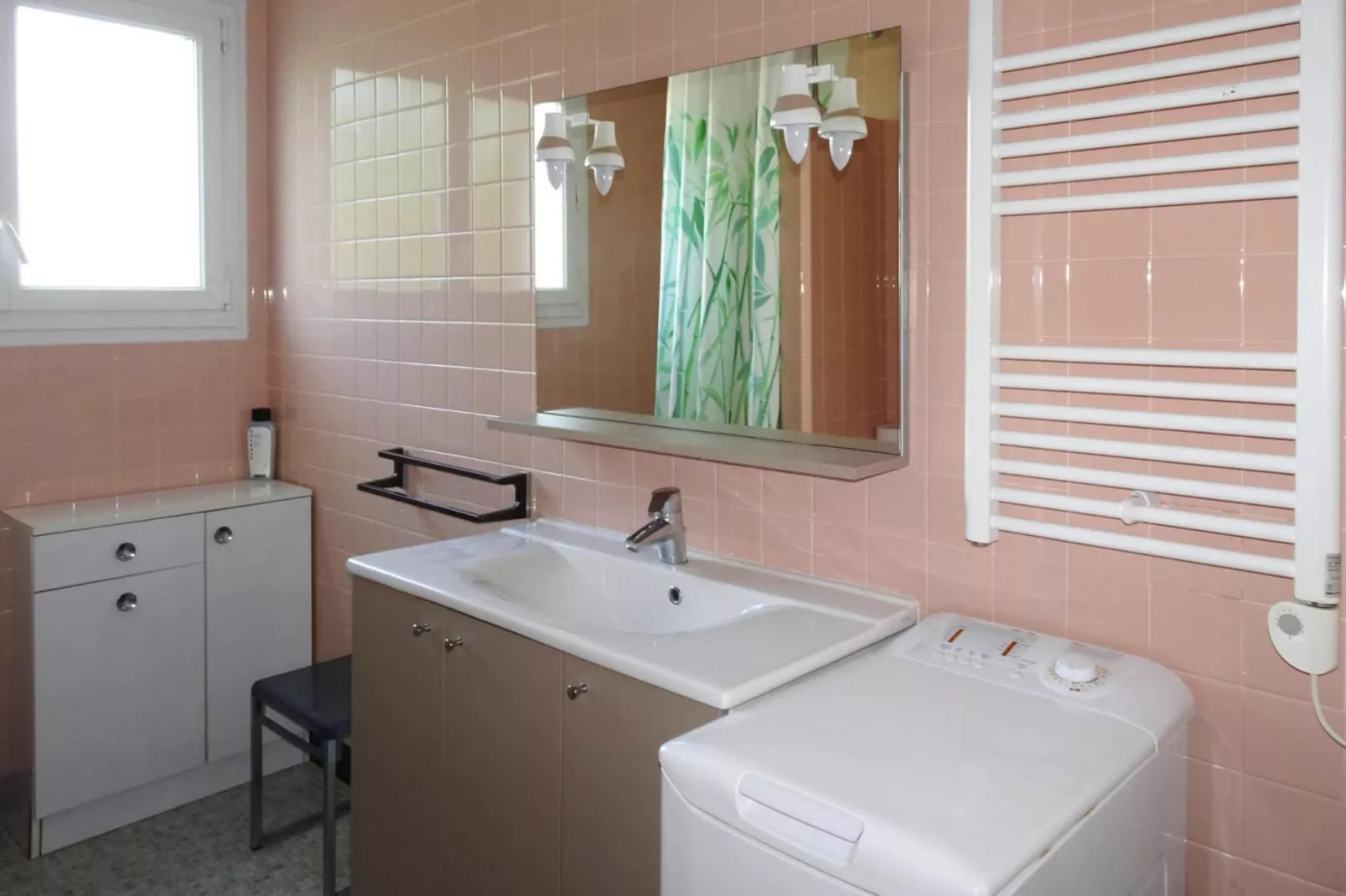 Holiday flat Bénodet-Bathroom