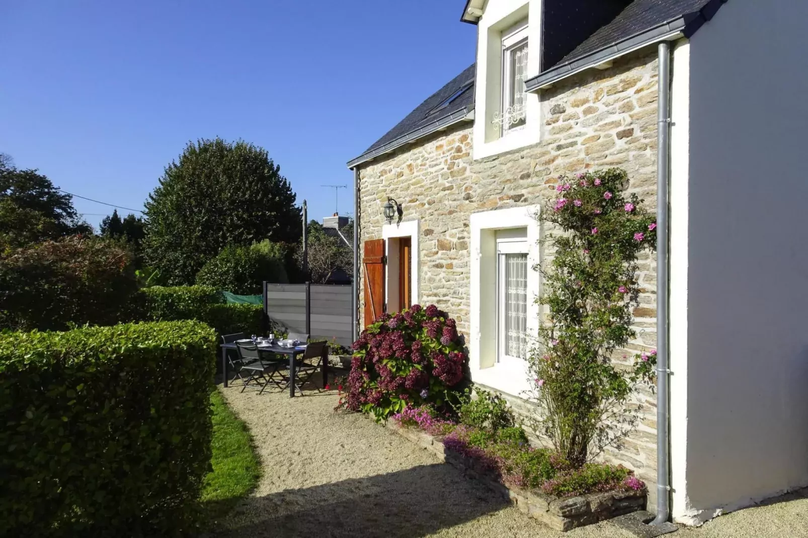 Holiday home La Forêt-Fouesnant-Exterior summer