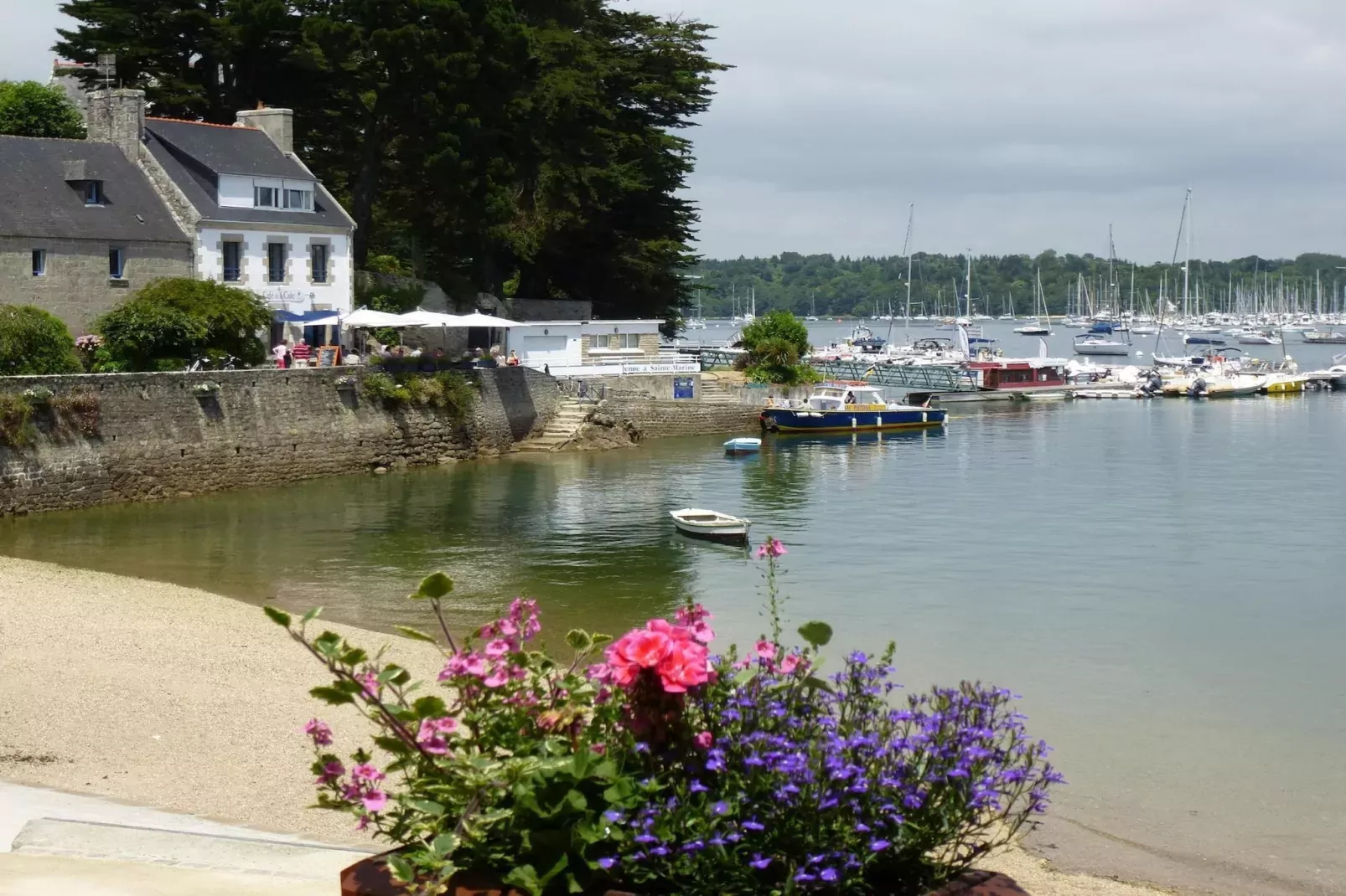 Holiday flat Quimper-Water view