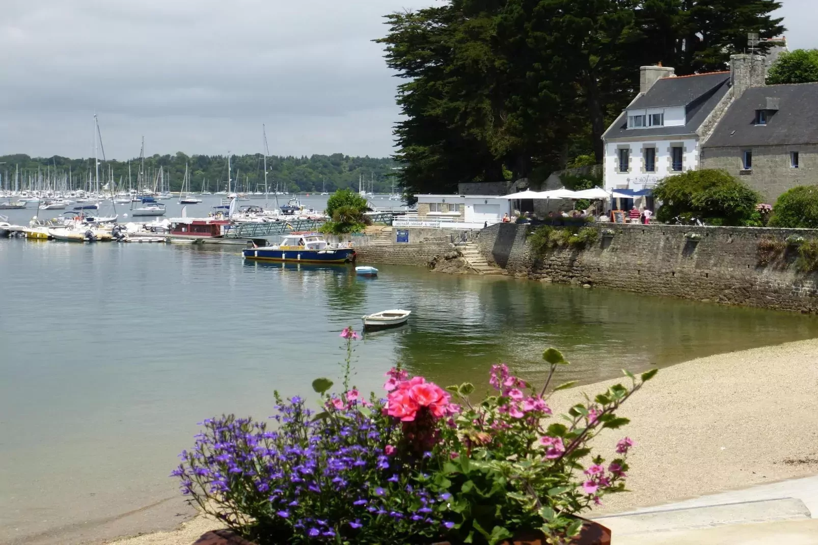 Holiday flat Quimper-Water view