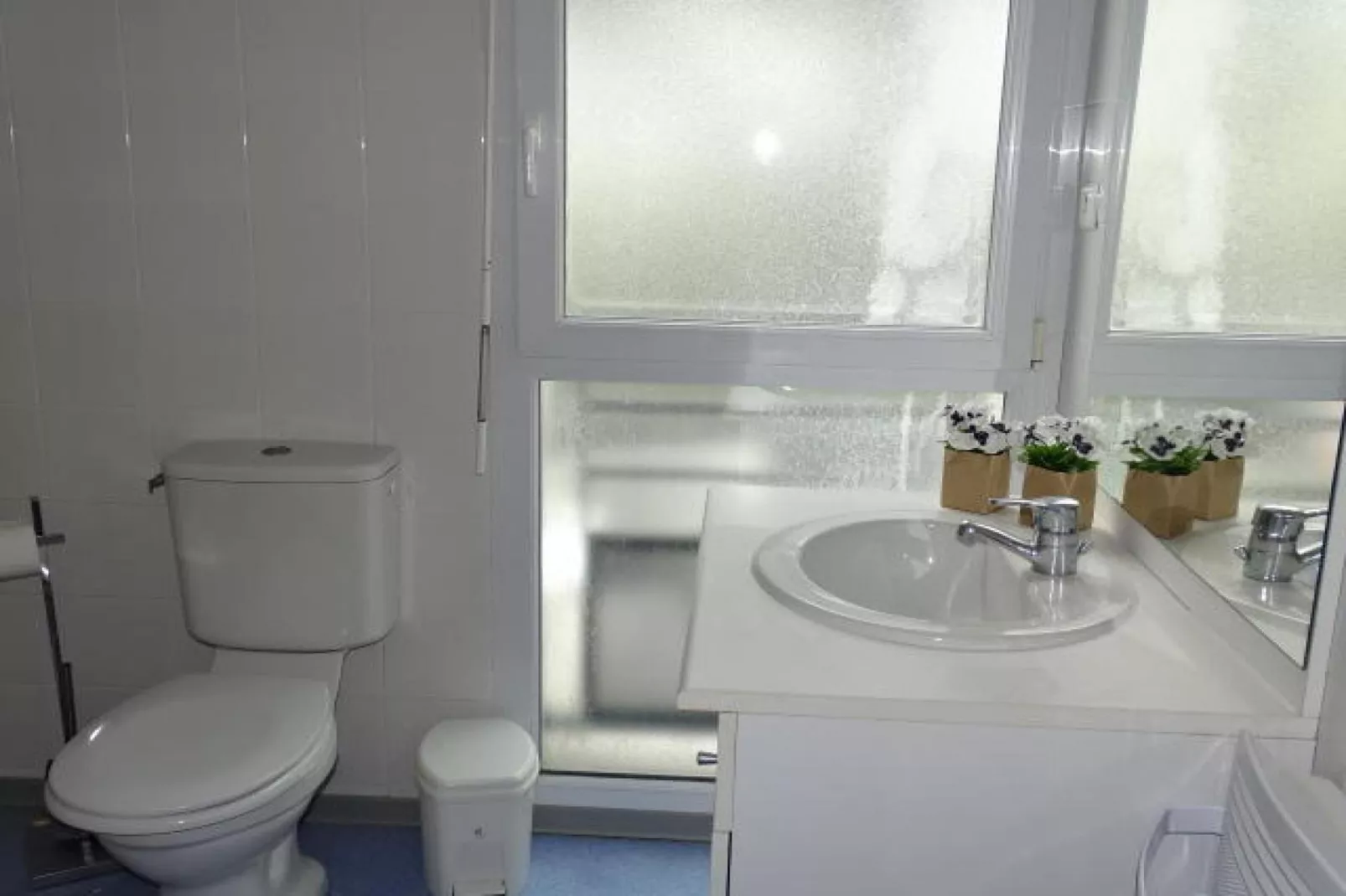 Studio apartment Audierne-Bathroom