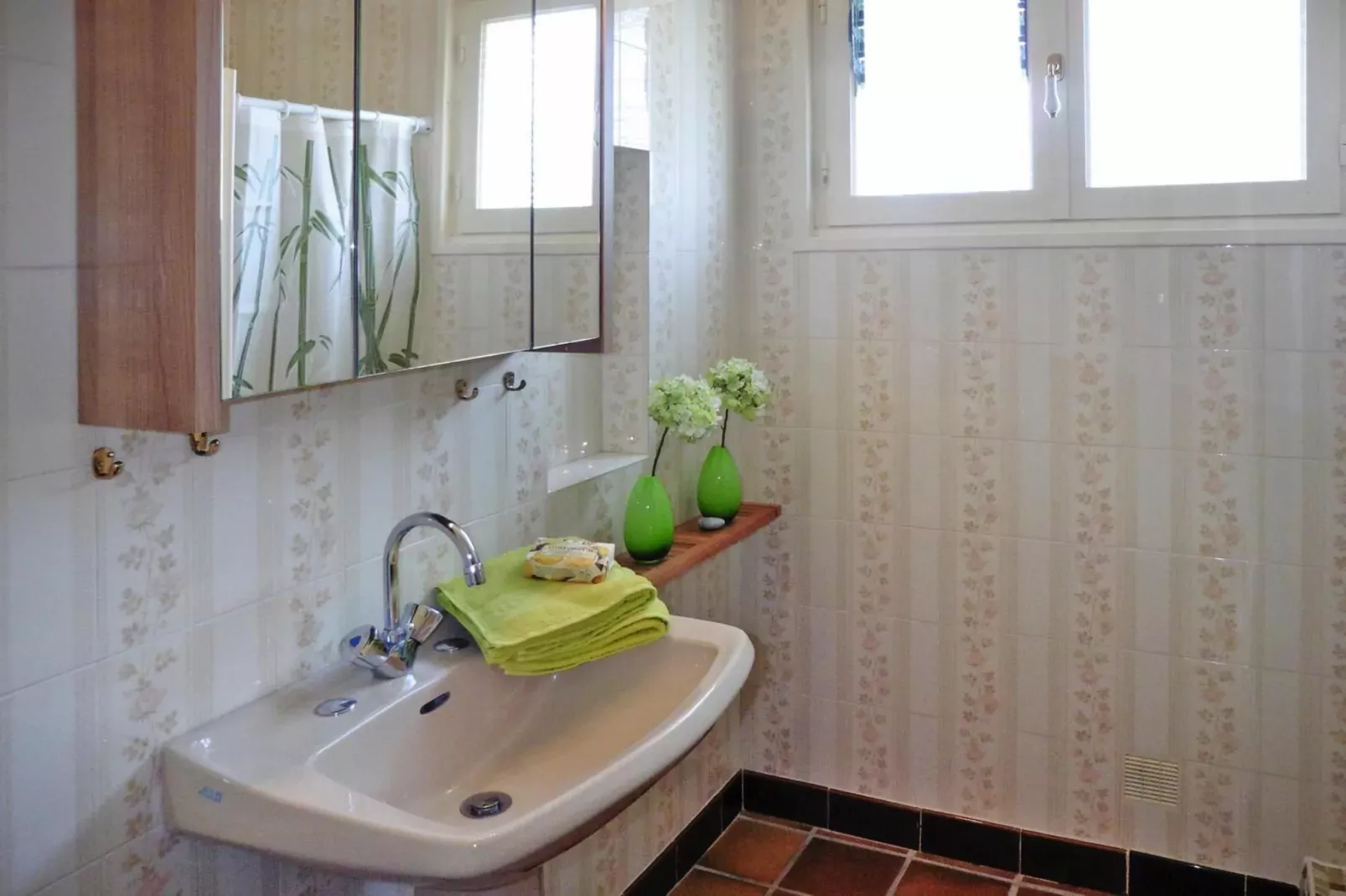Holiday home Plozévet-Badezimmer