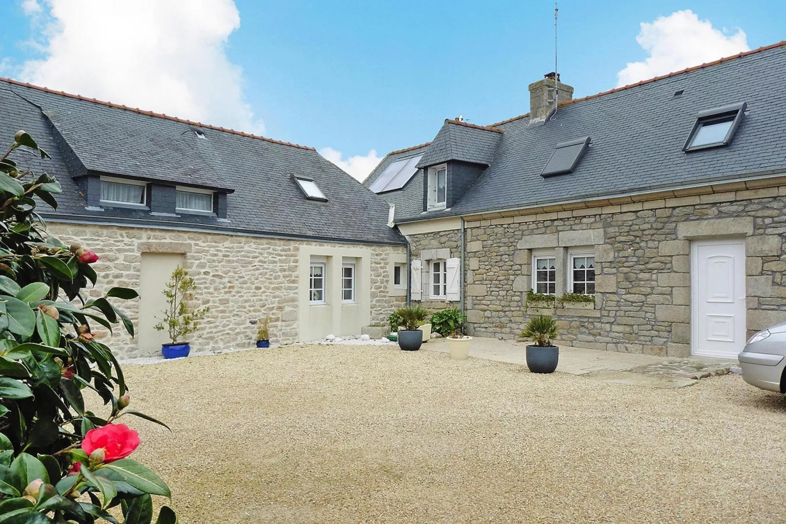 Steinhaus Lesconil-Exterior summer