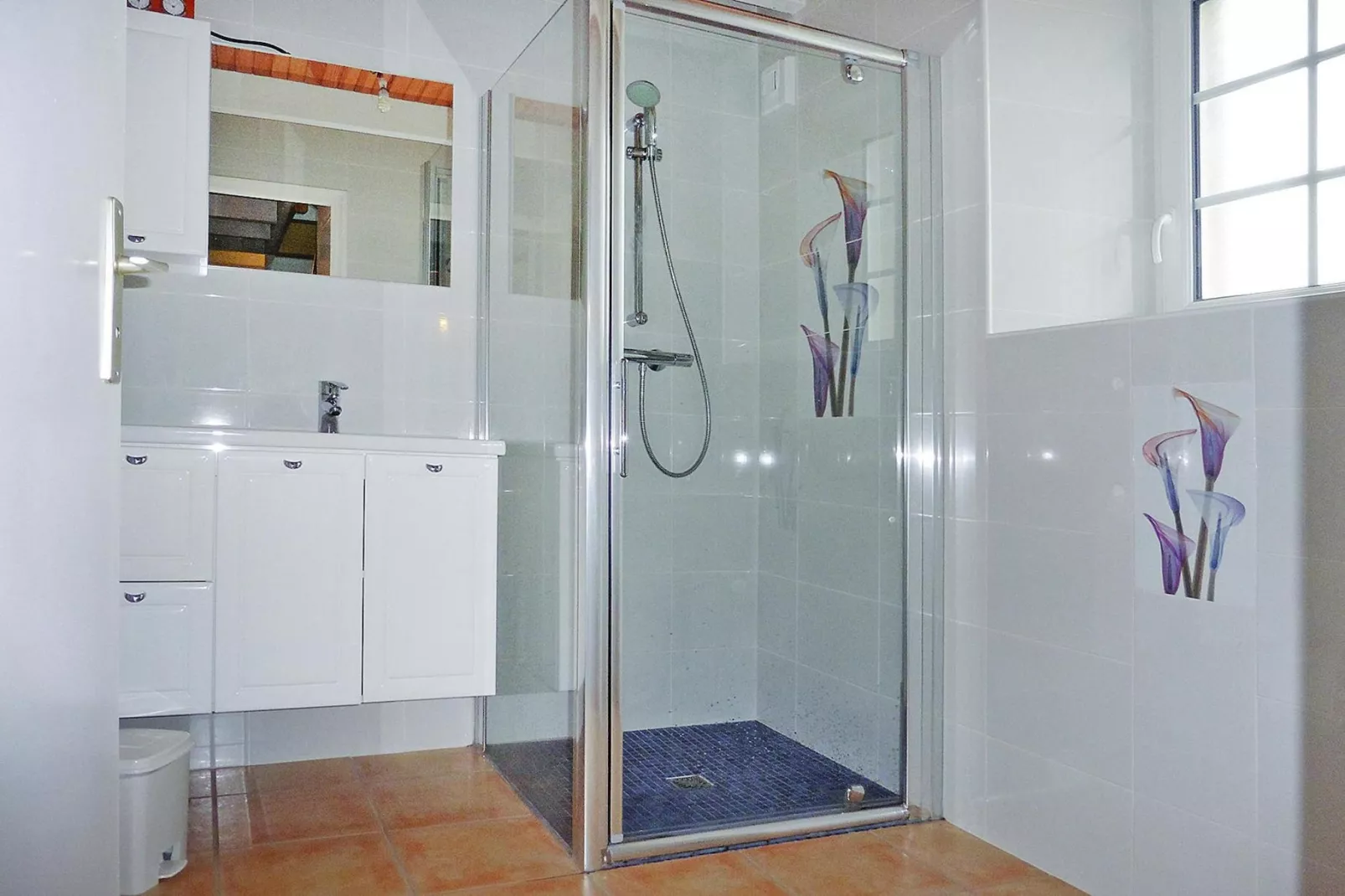 Steinhaus Lesconil-Bathroom