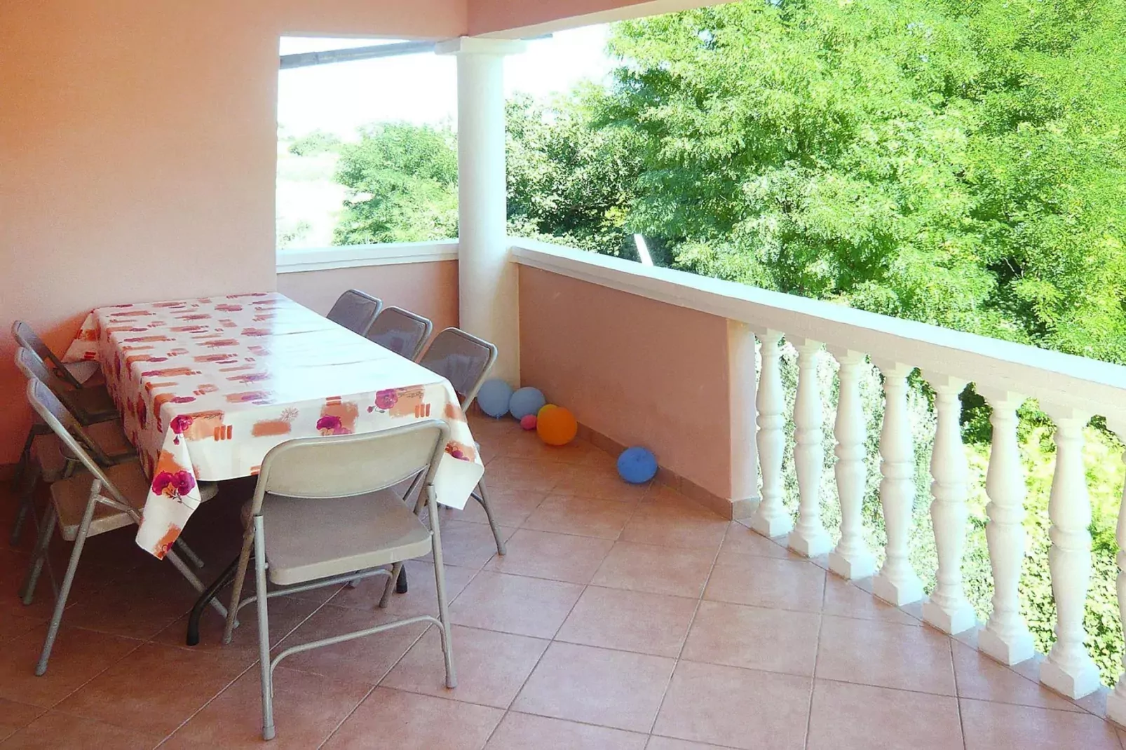 A4 - Apartments Ljilja PrivlakaA4 ca 40 qm für 1-4 Pers-Terrassenbalkon