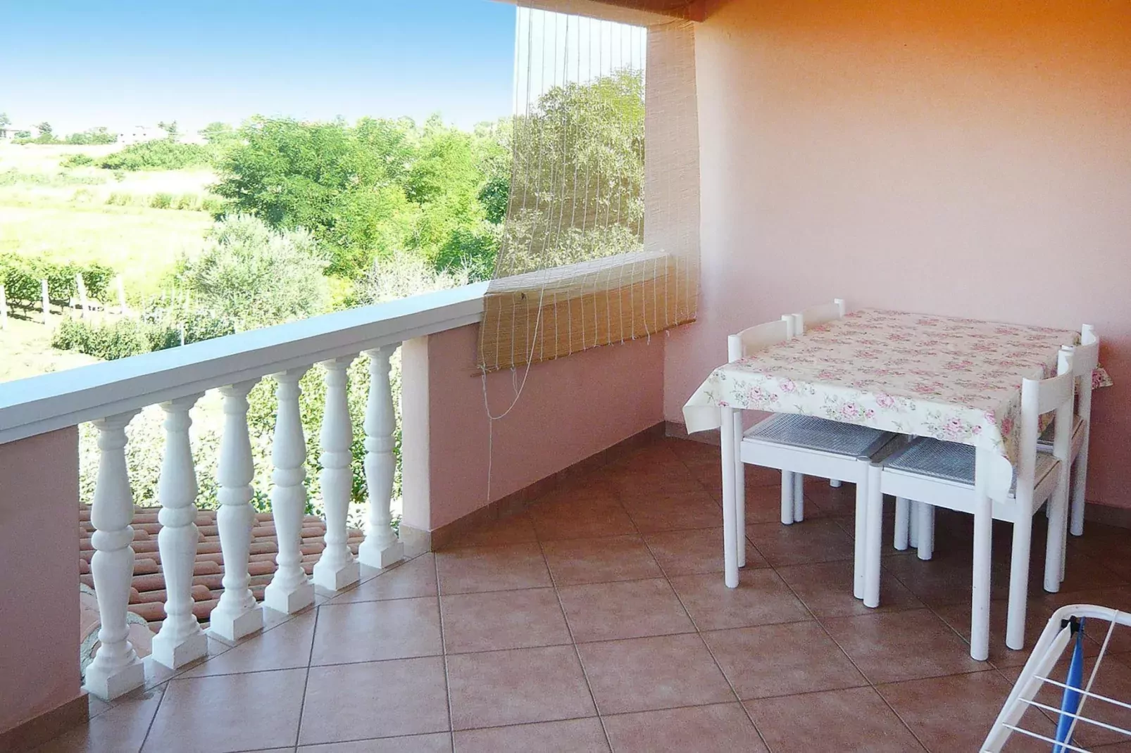 A4 - Apartments Ljilja PrivlakaA4 ca 40 qm für 1-4 Pers-Terrassenbalkon