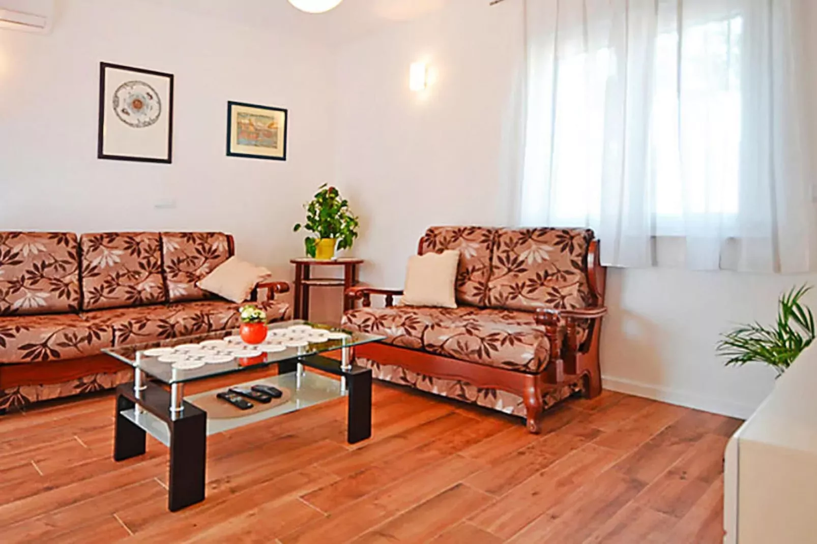 Holiday home, Privlaka-Ferienhaus Ruza, ca. 90 qm, bei Belegung mit 5-6 Personen-Salon