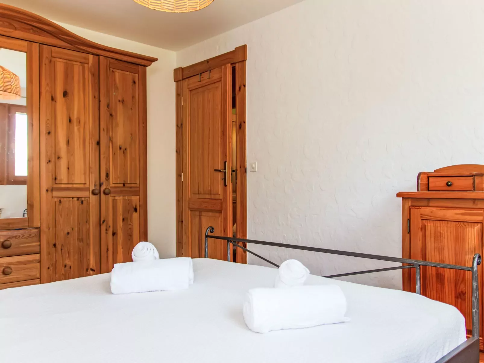 Chalet Sept-Inside